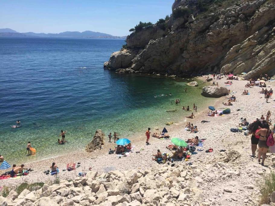 Hébergement de vacances Avec Piscine Privative Proche Aix En Provence La Barben